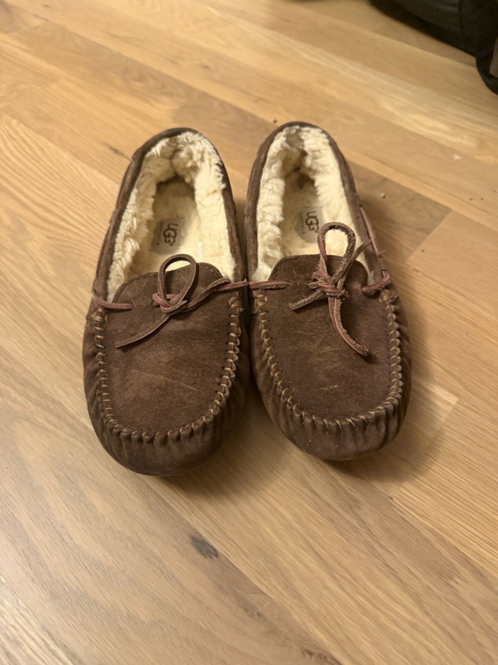 UGG Ansley Slippers Women’s Size 7 Brown Suede Shearling Lined – Well Loved